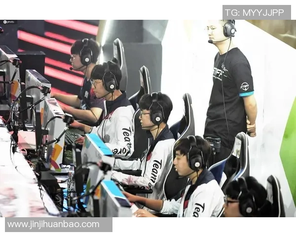 陈强专访揭秘和平精英成功之道S15电竞总决赛背后的故事与策略分析