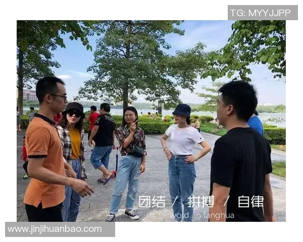 李秀英畅谈英雄联盟成长之路与职业生涯的精彩回顾